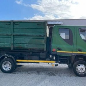 foto 9t hakowiec 6miast 4x2 Avia D90 Cummins nowe opony